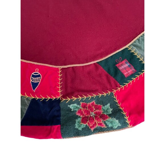 Vintage Patchwork Christmas Tree Skirt With Needlepoint, Applique & Embroidered - Picture 10 of 13